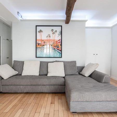 Room In Apartment - Cosy Place In The Hear Of 巴黎 外观 照片